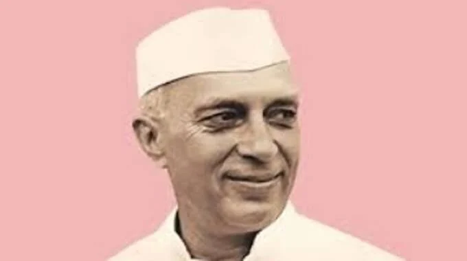 News Universal,भारत का सबसे प्रिय प्रधानमंत्री कौन? आइए जानते हैं उनके बारे में,प्रथम प्रधानमंत्री पण्डित जवाहरलाल नेहरु,
