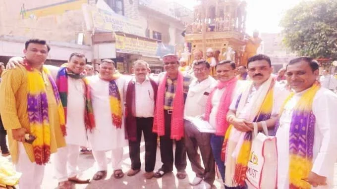 धूमधाम के साथ मनाया,जैन मन्दिर का 25 वां स्थापना दिवस,,