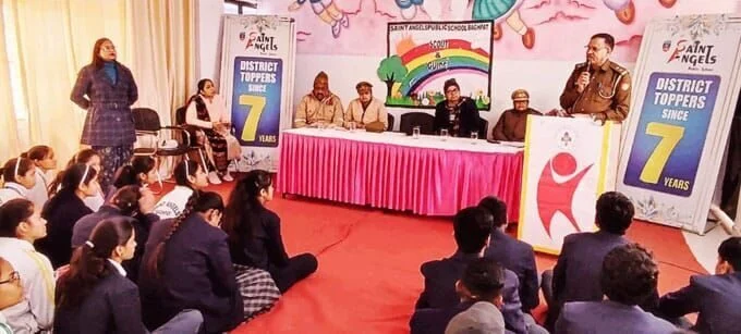 सेंट एंजेल्स पब्लिक स्कूल, छात्र-छात्राओं को साइबर सुरक्षा की दी गयी जानकारी,सेंट एंजेल्स पब्लिक स्कूल बागपत,बागपत समाचार,मिशन शक्ति, साइबर सुरक्षा, नशा उन्मूलन,महिला सुरक्षा, baghpat news, cyber security, mission shakti,