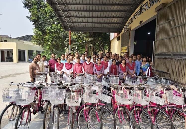 रोटरी क्लब के सहयोग से टटीरी में कॉलेज में हुए कार्याे का हुआ शुभारम्भ,जनपद बागपत,अग्रवाल मंडी टटीरी,वैदिक कन्या डिग्री व इंटर कॉलेज,रोटरी क्लब मेरठ डिस्ट्रिक्ट,रोटरी इंटरनेशनल,cooperation rotary club work started college in tettiri,