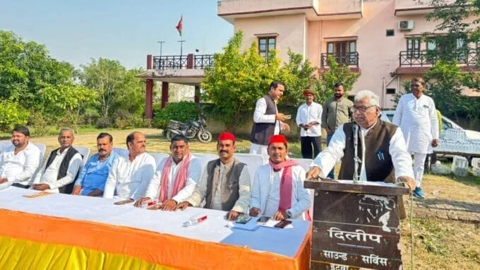 samajwadi party booth astriya karyakarta sammlen,सपा का बूथ स्तरीय सम्मेलन,एसआईआर प्रशिक्षण,समाजवादी पार्टी,इटवा विधानसभा 305, नेता प्रतिपक्ष माता प्रसाद पाण्डेय,इटवा विधायक माता प्रसाद पाण्डेय,इटवा समाचार,समाजवादी पार्टी समाचार,सिद्धार्थनगर समाचार,samajwadi-party-booth-astriya-karyakarta-sammlen,