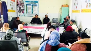 सामुदायिक स्वास्थ्य केन्द्र इटवा पर साप्ताहिक समीक्षा बैठक सम्पन्न